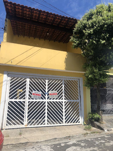 Sobrado em Vila Paraíso, Guarulhos/SP de 200m² 3 quartos à venda por R$ 359.000,00 ou para locação R$ 2.000,00/mes