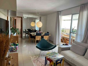Apartamento com 4 quartos à venda no bairro Buritis, 127m²