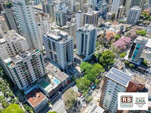 Apartamento com 4 quartos à venda no bairro Lourdes, 130m²