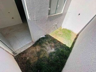 Casa com 2 quartos à venda no bairro Céu Azul, 100m²