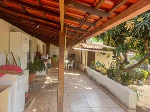 Casa com 2 quartos à venda no bairro Nossa Senhora das Graças, 360m²