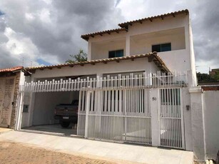 Casa em Condomínio com 4 quartos à venda no bairro Brasília/Plano Piloto, 400m²