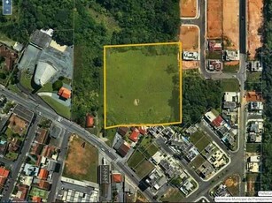 Lote à venda no bairro Czerniewicz, 14567m²