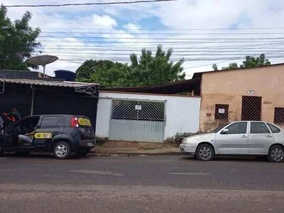 Aluga-se ou vende-se , casa e ponto comercial