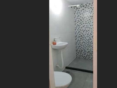 Alugo quarto com banheiro (mini-kitnete