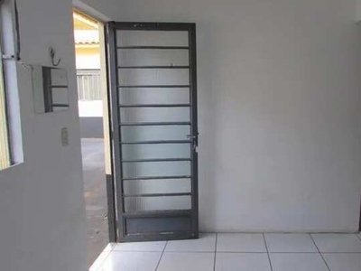 Apartamento com 1 quarto para alugar por R$ 460.00, 33.00 m2 - UVARANAS - PONTA GROSSA/PR