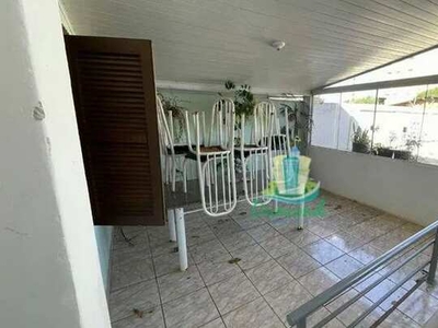 Apartamento com 4 dormitórios para alugar com 180 m² por R$ 2.920/mês no Jardim Central em