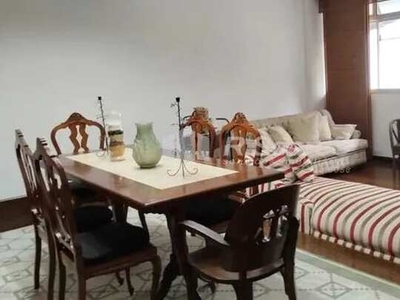 Apartamento com três quartos, Rua Afonso Pena, Tijuca