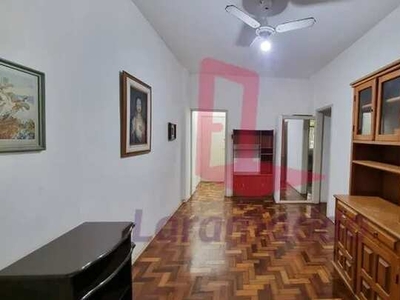 Apartamento de 01 quarto para locação em rua silenciosa e arborizada em Copacabana