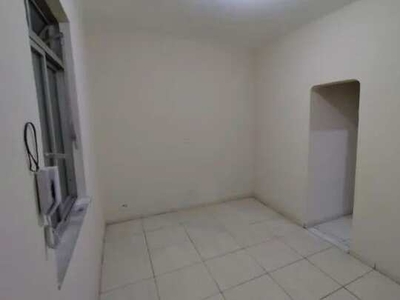 Apartamento em Pilares de 2 quartos