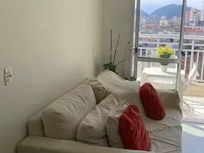 Apartamento para aluguel possui 64 metros quadrados com 2 quartos em Marapé - Santos - SP