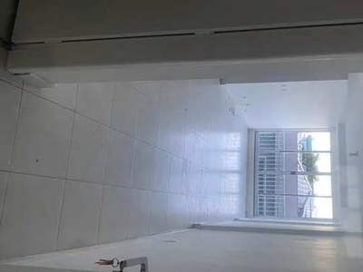 Apartamento para aluguel possui 92 metros quadrados com 2 suítes no centro