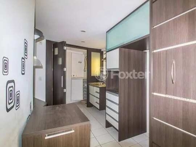 Apartamento para venda tem 96 metros quadrados com 3 quartos em Azenha - Porto Alegre - RS