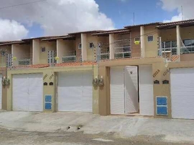Casa com 2 dormitórios para alugar, 73 m² por R$ 868,10/mês - Jangurussu - Fortaleza/CE