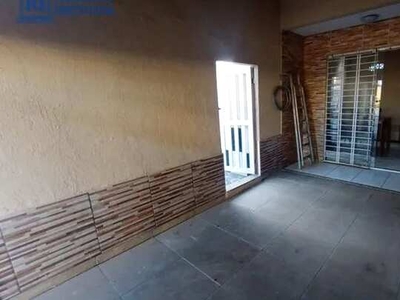 Casa com 2 dormitórios para alugar por R$ 1.600/mês - Jardim Atlântico Leste (Itaipuaçu)