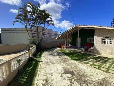 Casa com 3 dormitórios para alugar, 195 m² por R$ 3.800/mês - Jardim Paulista - Atibaia/SP
