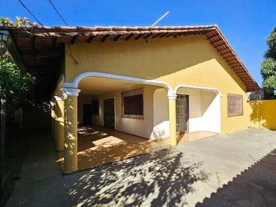 Casa com 3 dormitórios para alugar, 281 m² por R$ 3.290,01/mês - Jardim América - Goiânia