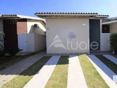 Casa com 3 dormitórios para alugar, 60 m² por R$ 2.610,00/mês - Residencial Real Parque Su