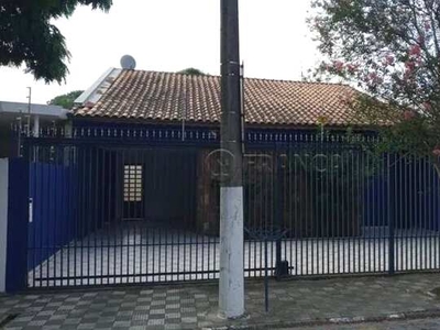 Casa Padrão em Jacareí