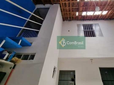 Casa para alugar em Parque Santana de 159.00m² com 3 Quartos, 1 Suite e 2 Garagens