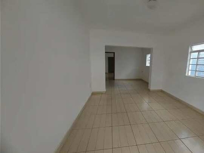 Casa para alugar em Vila Paulo Roberto de 160.00m² com 3 Quartos e 2 Garagens