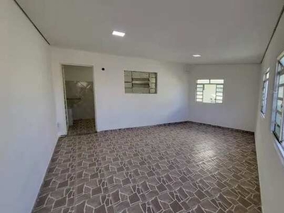 Casa para alugar na Vila Roque - Zona Norte - Rua sem saída, tranquila, ampla e arejada