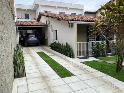 Casa para aluguel e venda tem são 2 casas .uma térreo e uma primeiro andar