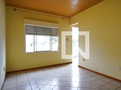 Casa para Aluguel - Sarandi, 2 Quartos, 60 m2