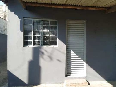 Casa para aluguel tem 49 metros quadrados com 2 quartos em Vila Belém - Piracicaba - SP