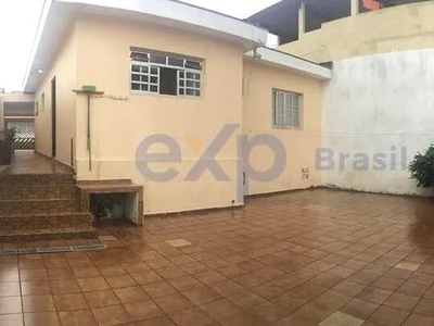 Casa para Locação no bairro Parque Novo Oratório, localizado na cidade de Santo André / SP