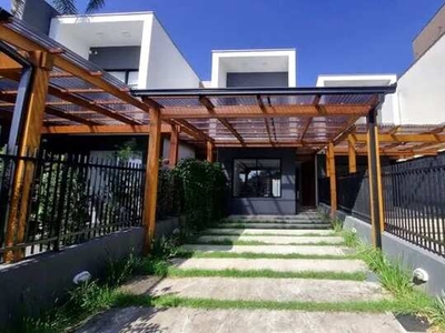 Casa residencial com 3 quartos para alugar por R$ 4400.00, 123.91 m2 - ANITA GARIBALDI - J