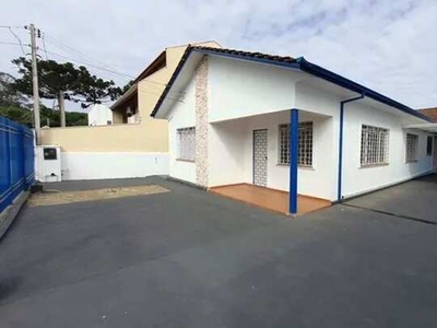 Casa Residencial com 3 quartos para alugar por R$ 4500.00, 170.00 m2 - BOQUEIRAO - CURITIB