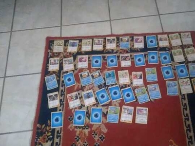 Estou vendendo essas cartas de Pokémon antiga por r$ 500