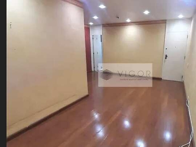 Excelente apartamento em condomínio com total infra estrutura no coração do Flamengo