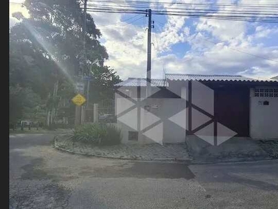 FLORIANÓPOLIS - Casa Padrão - SÃO JOÃO DO RIO VERMELHO