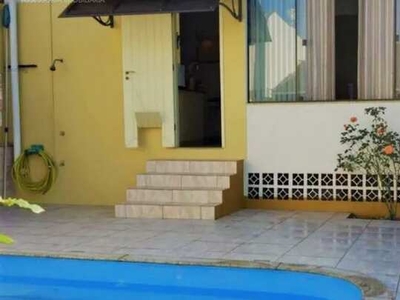 Linda casa de alto padrão a venda com piscina Bairro Vorstadt