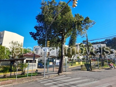 Apartamento 03 dormitórios com Box Jardim Itu Porto Alegre - RS