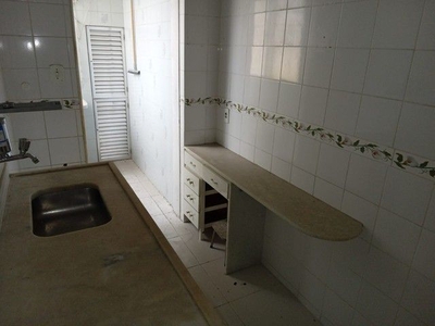 Apartamento para aluguel tem 55 metros quadrados com 2 quartos em Ramos - Rio de Janeiro -