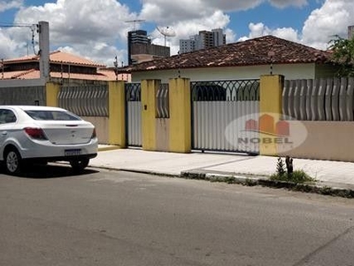 Casa a venda 5 quartos sendo 3 suítes bairro Santa Mônica 1 em Feira de Santana REF: 5747
