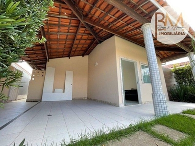 Casa com 3 dormitórios à venda, 160 m² por R$ 600.000,00 - Sim - Feira de Santana/BA