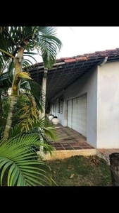 Casa para venda possui 341 metros quadrados com 3 quartos em Costa Azul - Salvador - BA