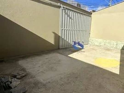 Alugue Casa Geminada em Ribeirão Das Neves