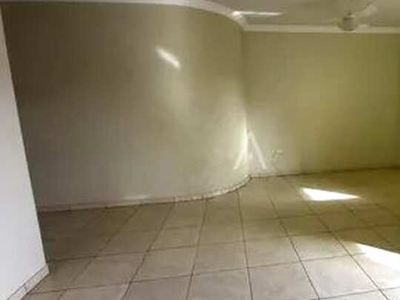 Apartamento 3 quartos para aluguel no Bairro JARDIM LA SALLE em TOLEDO por R$ 1.450,00