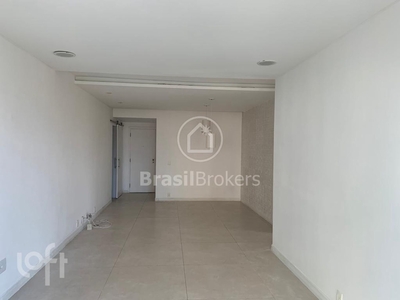Apartamento à venda em Barra da Tijuca com 137 m², 4 quartos, 3 suítes, 2 vagas
