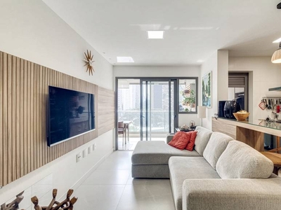 Apartamento com 2 Quartos e 2 banheiros à Venda, 71 m² por R$ 1.550.000