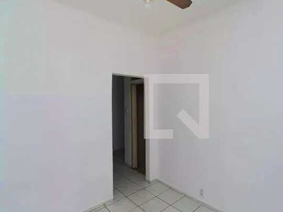 Apartamento com 2 Quarto(s) e 2 banheiro(s) para Alugar, 86 m² por R$ 1120 / Mês