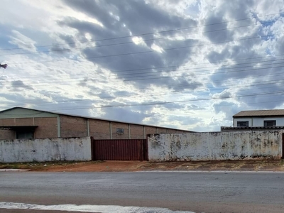 Apartamento em Setor Industrial (Ceilândia), Brasília/DF de 5250m² para locação R$ 40.000,00/mes