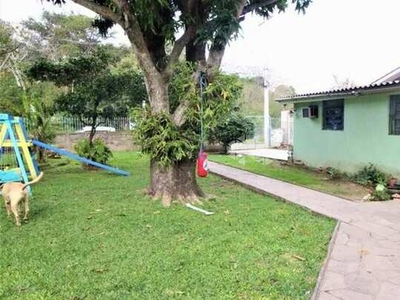 Casa com 2 dormitórios, 2 vagas , em no Bairro Campestre em São Leopoldo
