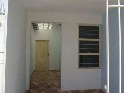 Casa com 3 dormitórios para alugar, 111 m² por R$ 1.272,00/mês - Vila Santana - Sorocaba/S
