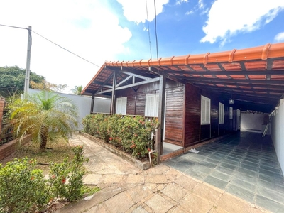Casa em Camboinhas, Niterói/RJ de 140m² 3 quartos para locação R$ 3.700,00/mes